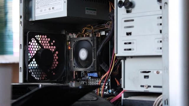 CPU, GPU, NPU, TPU Showdown: Which Chip Drives AI and ML Performance ...